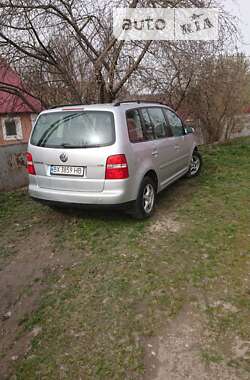 Минивэн Volkswagen Touran 2006 в Городке