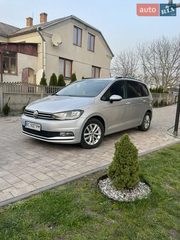 Volkswagen Touran 2016