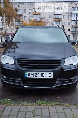 Минивэн Volkswagen Touran 2007 в Житомире