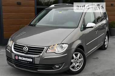 Минивэн Volkswagen Touran 2008 в Ровно