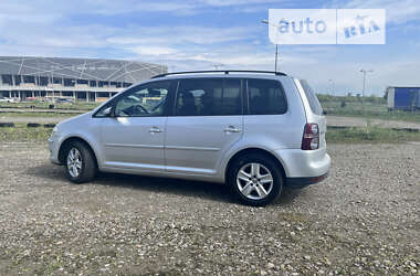 Мінівен Volkswagen Touran 2010 в Львові