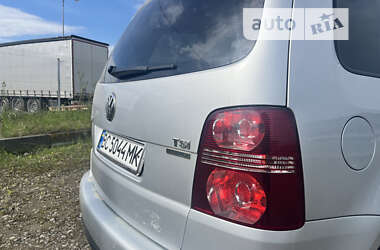 Мінівен Volkswagen Touran 2010 в Львові