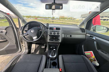 Мінівен Volkswagen Touran 2010 в Львові