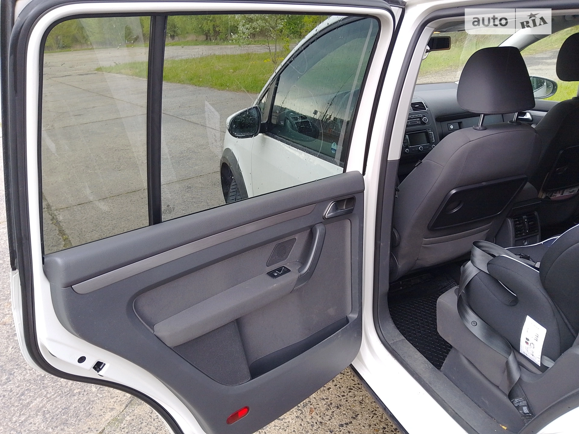 2011 Volkswagen Touran - мініатюра 25