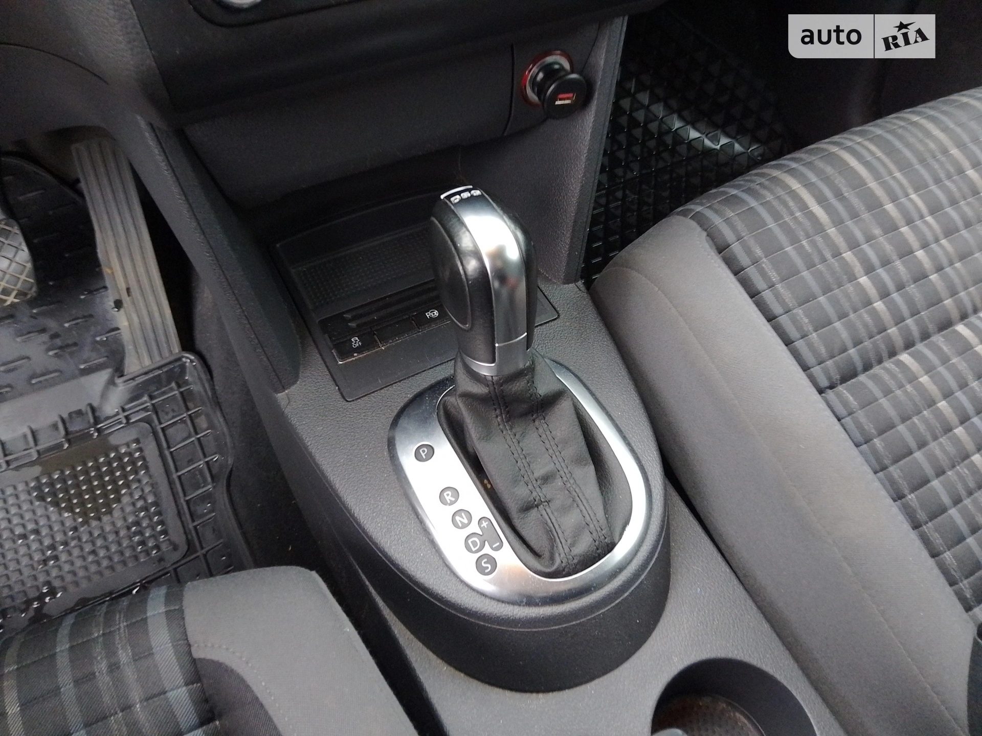 2011 Volkswagen Touran - мініатюра 27