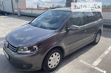 Минивэн Volkswagen Touran 2013 в Киеве