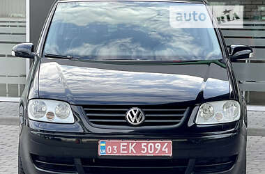 Мінівен Volkswagen Touran 2005 в Житомирі