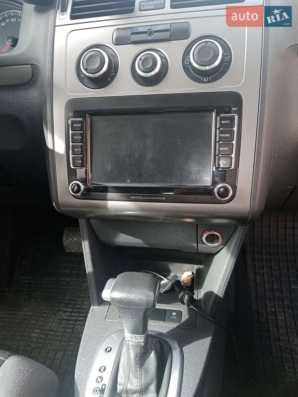 Минивэн Volkswagen Touran 2008 в Шептицькому