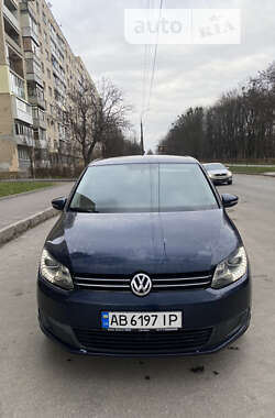 Мінівен Volkswagen Touran 2010 в Вінниці