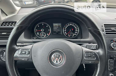 Минивэн Volkswagen Touran 2011 в Хмельницком