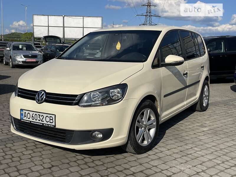 Минивэн Volkswagen Touran 2014 в Мукачево