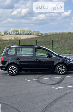 Минивэн Volkswagen Touran 2011 в Ровно