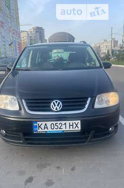 Мінівен Volkswagen Touran 2006 в Києві