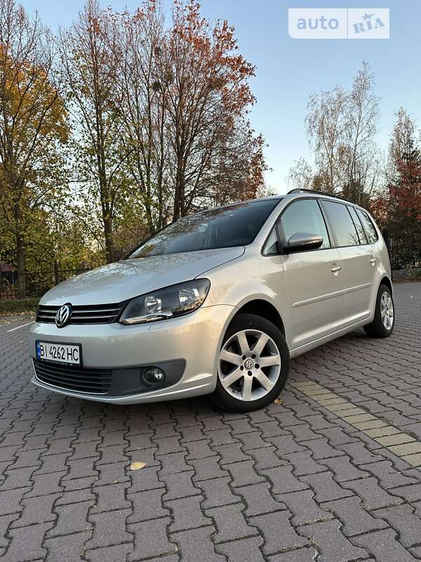 Мінівен Volkswagen Touran 2011 в Миргороді