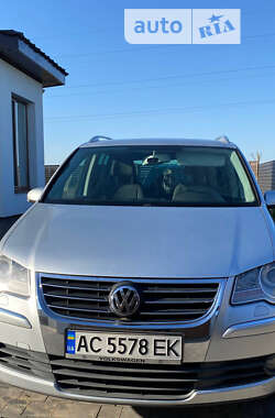 Минивэн Volkswagen Touran 2006 в Луцке