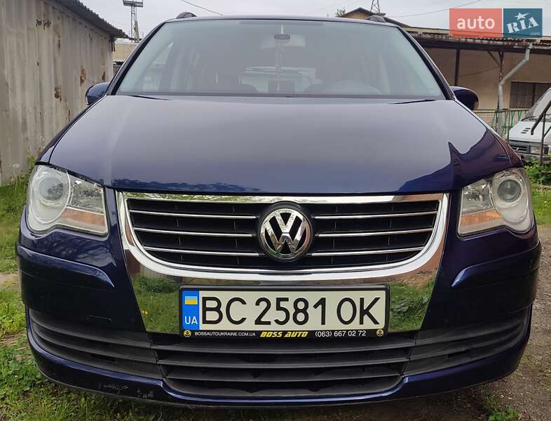 Мінівен Volkswagen Touran 2007 в Самборі