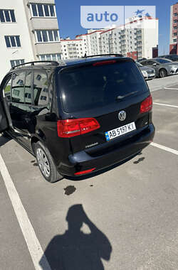 Минивэн Volkswagen Touran 2011 в Виннице