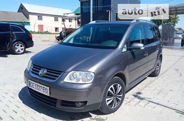 Мінівен Volkswagen Touran 2005 в Кам'янець-Подільському