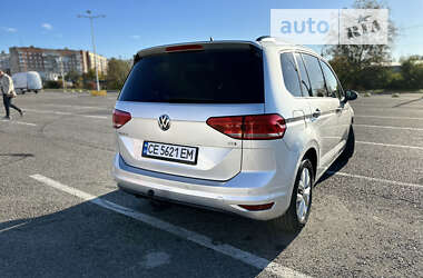 Микровэн Volkswagen Touran 2015 в Черновцах