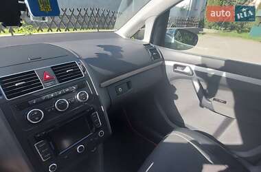 Минивэн Volkswagen Touran 2014 в Умани