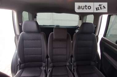 Минивэн Volkswagen Touran 2007 в Кривом Роге