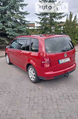 Минивэн Volkswagen Touran 2007 в Черновцах