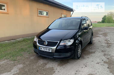 Мінівен Volkswagen Touran 2008 в Сарнах