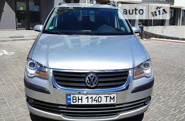 Мінівен Volkswagen Touran 2007 в Одесі