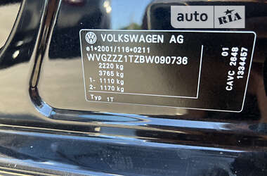Минивэн Volkswagen Touran 2011 в Кривом Роге