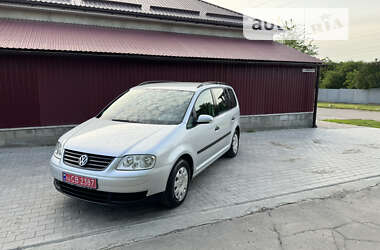 Минивэн Volkswagen Touran 2004 в Звенигородке