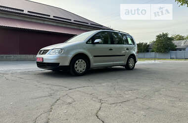 Минивэн Volkswagen Touran 2004 в Звенигородке