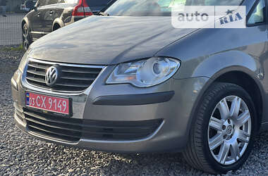 Минивэн Volkswagen Touran 2008 в Лубнах