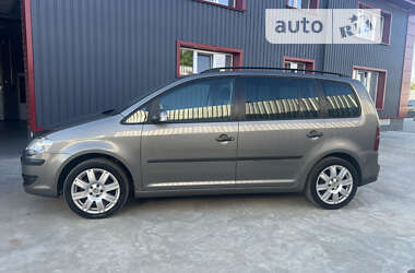 Минивэн Volkswagen Touran 2008 в Лубнах