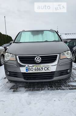 Минивэн Volkswagen Touran 2008 в Подволочиске