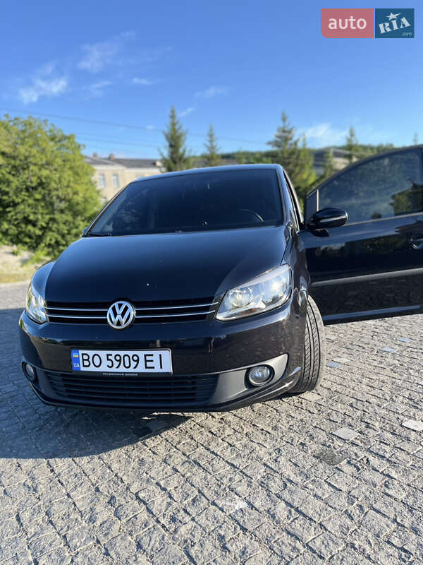 Мінівен Volkswagen Touran 2014 в Кременці