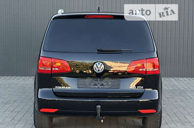 Минивэн Volkswagen Touran 2011 в Сарнах