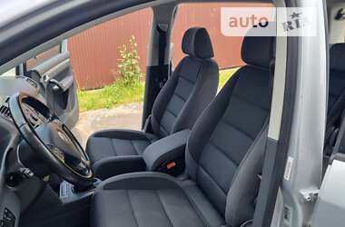 Мінівен Volkswagen Touran 2009 в Луцьку