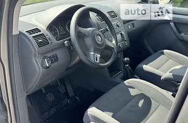 Мінівен Volkswagen Touran 2011 в Сарнах