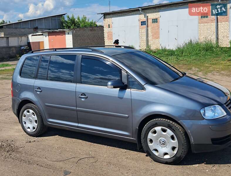 Volkswagen Touran 2003