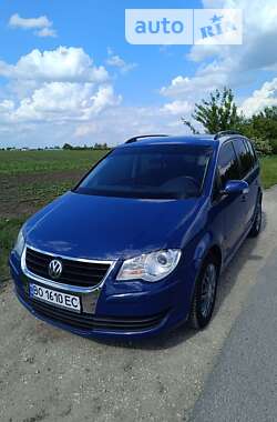 Минивэн Volkswagen Touran 2007 в Лановцах