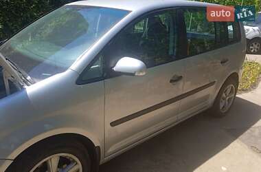 Минивэн Volkswagen Touran 2003 в 