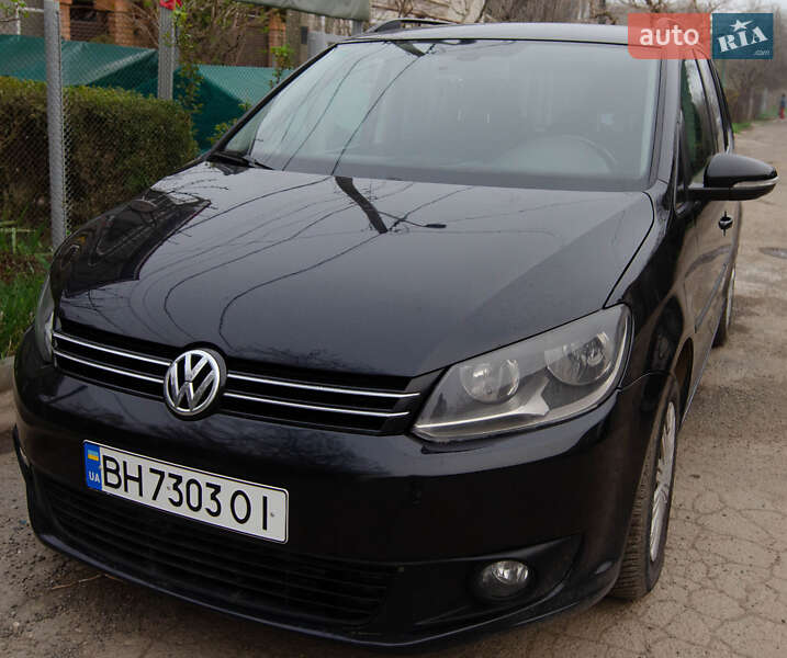 Мінівен Volkswagen Touran 2014 в Одесі