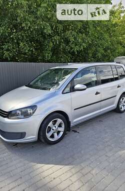 Минивэн Volkswagen Touran 2010 в Каменец-Подольском