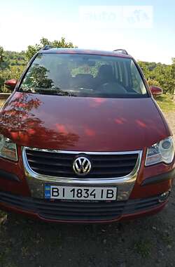 Минивэн Volkswagen Touran 2009 в Полтаве