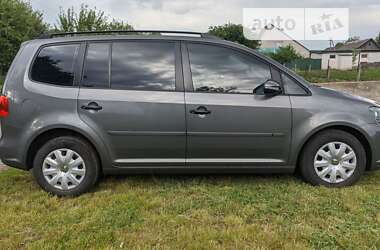 Минивэн Volkswagen Touran 2010 в Переяславе