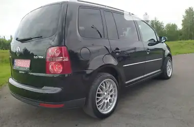 Volkswagen Touran 2010