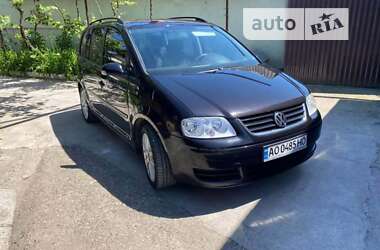 Минивэн Volkswagen Touran 2003 в Виноградове