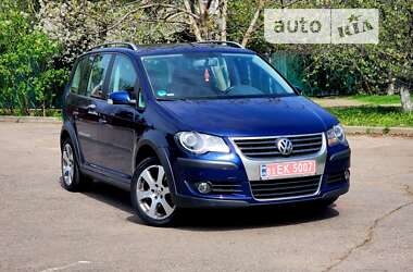 Минивэн Volkswagen Touran 2008 в Полтаве