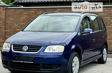 Минивэн Volkswagen Touran 2006 в Виннице