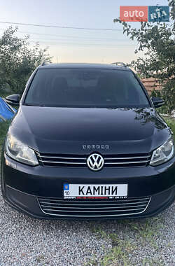 Минивэн Volkswagen Touran 2012 в 